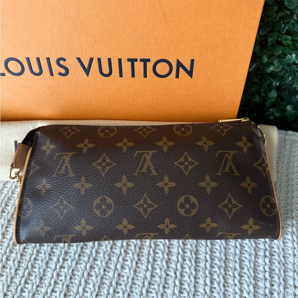 Louis Vuitton Sophie Brown Monogram Clutch / Pochette / Crossbody Bag Authentic - Picture 3 of 14